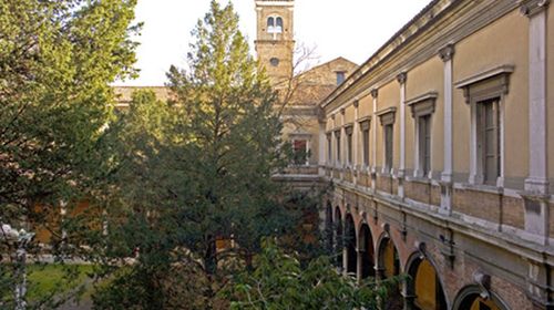 Il Chiostro Grande della Biblioteca Classense