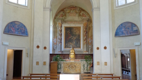 Interno della chiesa di Sant'Eufemia