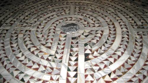 Il labirinto dell'anima all'interno di San Vitale